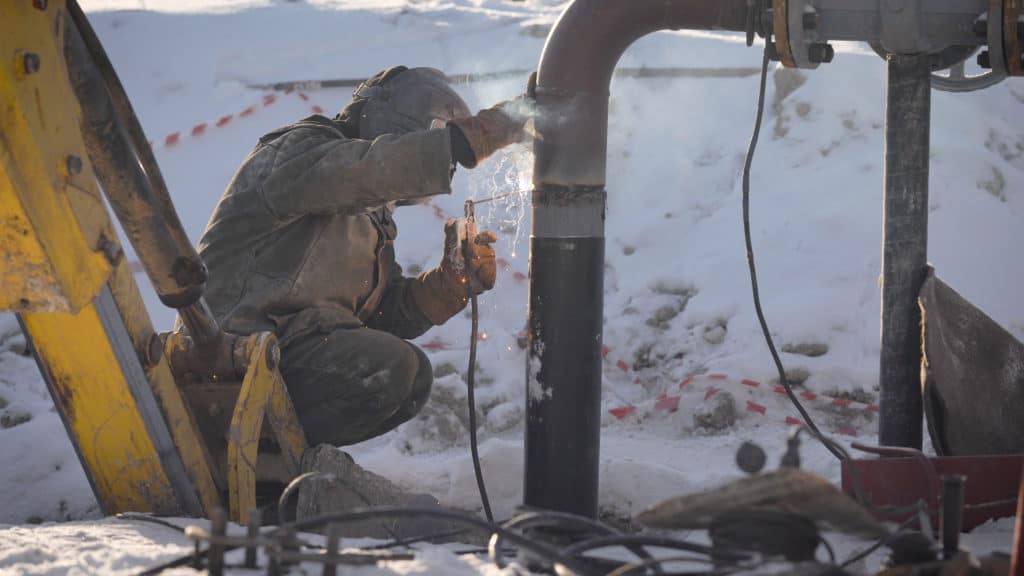 Welding in cold weather conditions