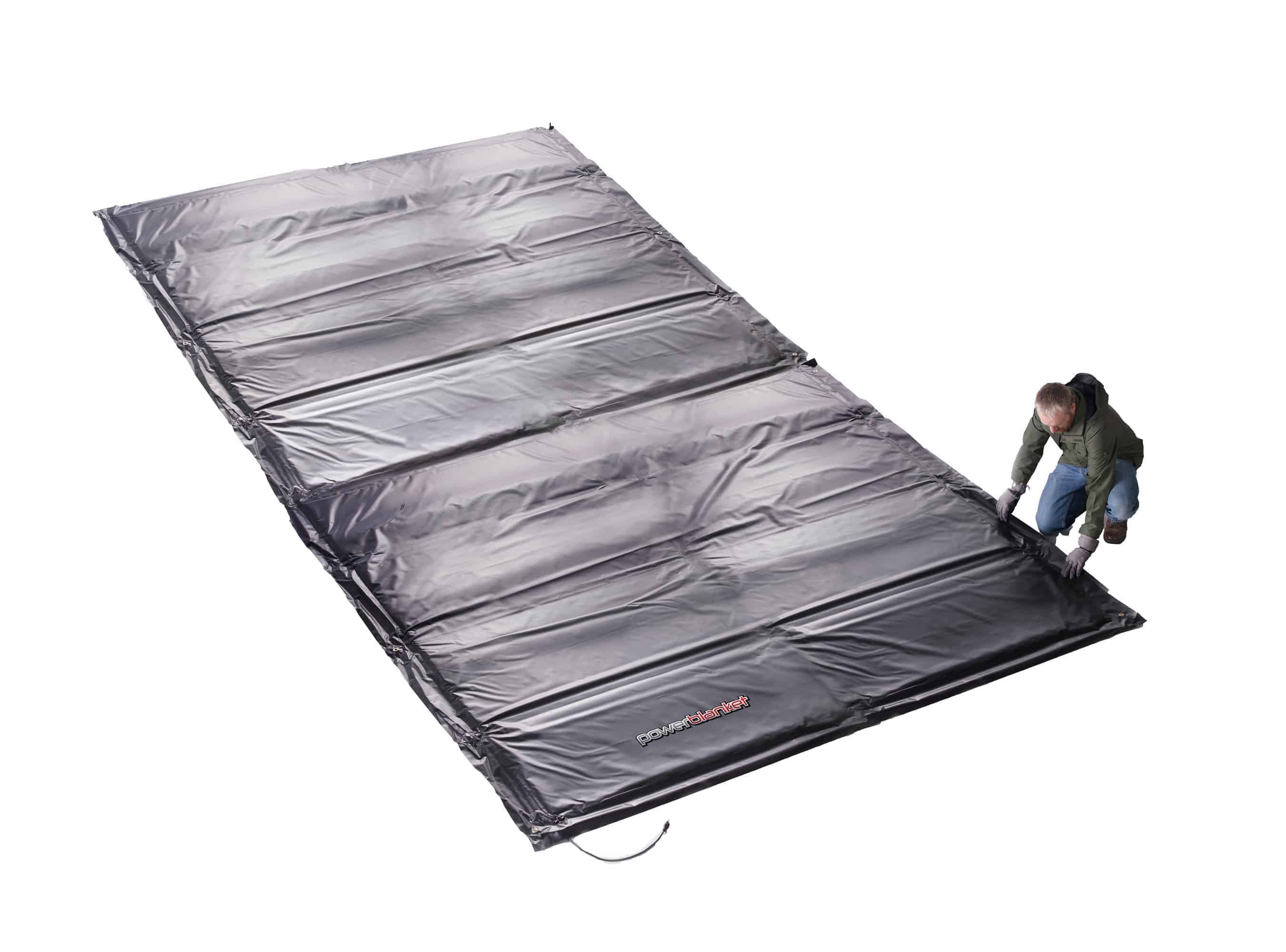 Insulated Tarps vs Heated Blankets for Curing Concrete