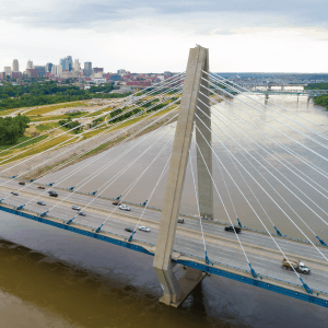 Massman Construction Co. teams up with Powerblanket on the Christopher S. Bond Bridge