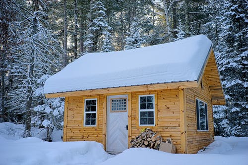 tiny house in winter