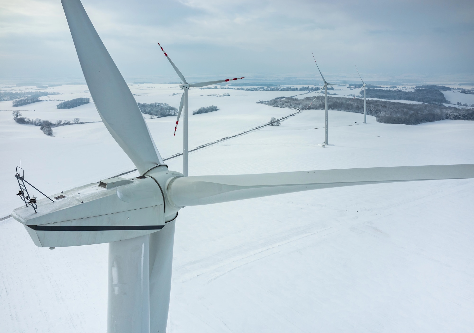 Wind Turbine Blade Repair: Field Guide for Technicians